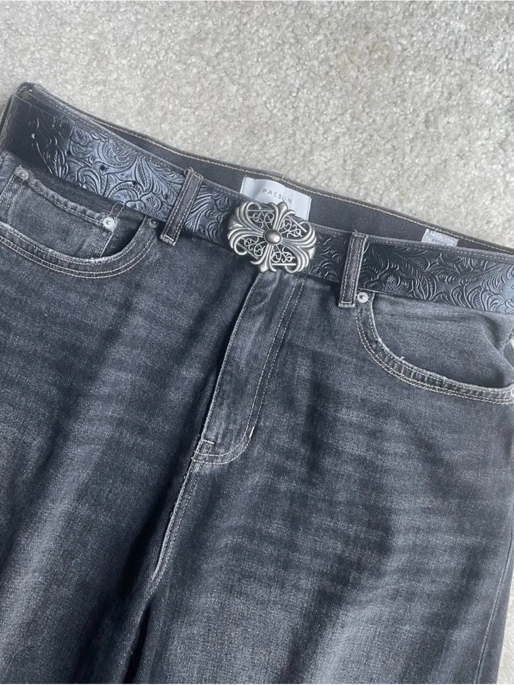 Y2K/vintage chrome hearts style belt with floral design